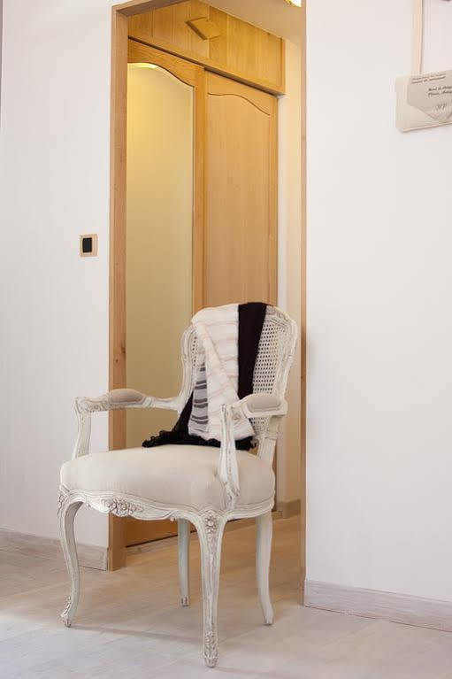 Chambre D'Hotes Hote Des Portes Ile De Re Les Portes-en-Re Exterior photo